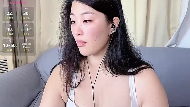 Tavie1744 online show from June 1, 11:26 pm