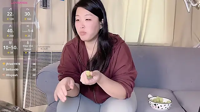 Tavie1744 online show from March 23, 12:22 am