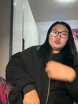 Titi-005 online show from March 3, 12:45 pm