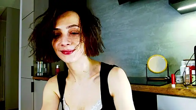 misssweet online show from March 20, 2:18 pm