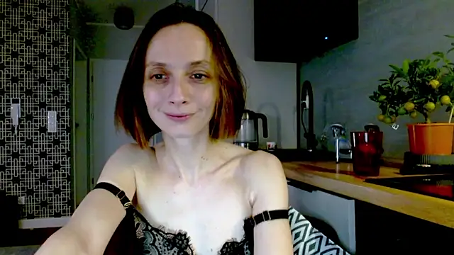 misssweet online show from May 8, 4:55 pm