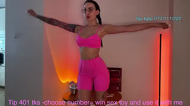 Lilith Lure online show from June 5, 5:01 am