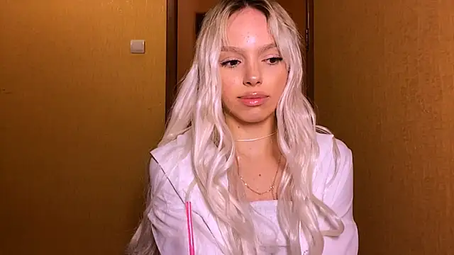 YawingSanguine online show from March 8, 7:17 pm