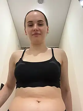 pinkpeachx online show from April 12, 7:50 pm