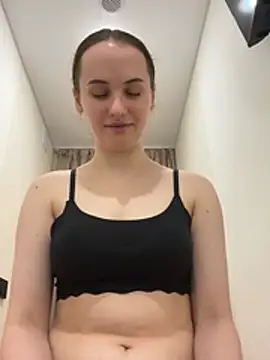 pinkpeachx online show from March 25, 6:07 pm