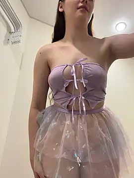 pinkpeachx online show from March 12, 2:54 pm