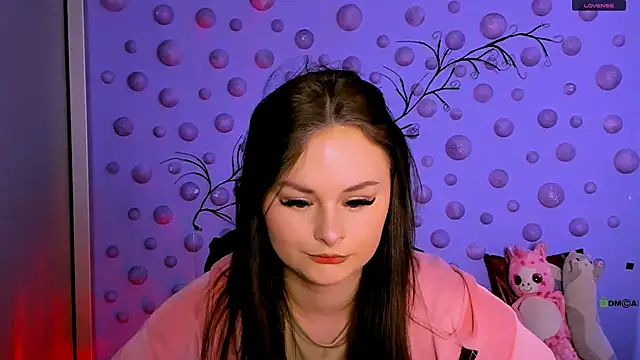 miss courtney  online show from March 12, 9:57 am