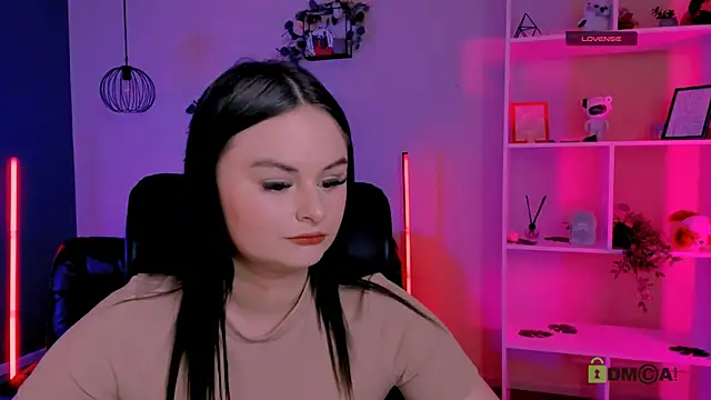 Snapshot of miss_courtney_ chatting on May 7, 8:39 am miss courtney online show from May 7, 8:39 am