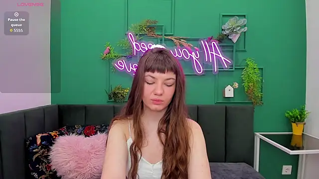 AgnesBeautiful online show from April 1, 1:51 am