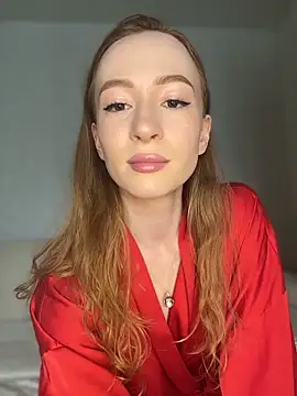 Little Candy 18 online show from June 12, 1:20 pm