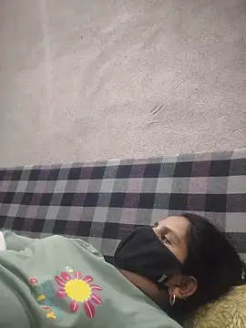 lovelypooja93 online show from June 23, 4:49 pm