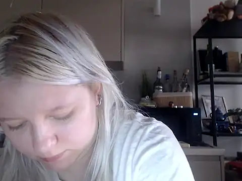 Snapshot of LenaSecret19 chatting on July 15, 5:58 am LenaSecret19 online show from July 15, 5:58 am