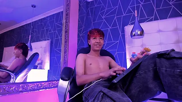 ChritianDowney online show from March 18, 9:12 am