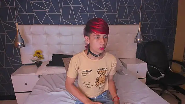 ChritianDowney online show from March 29, 2:02 am