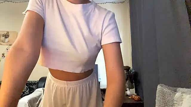 Selena blom online show from March 11, 11:15 am