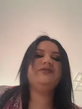 julietalovee online show from March 13, 2:00 pm