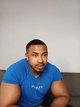 Snapshot of Nas_worldwide96 chatting on May 24, 3:01 pm Nas worldwide96 online show from May 24, 3:01 pm