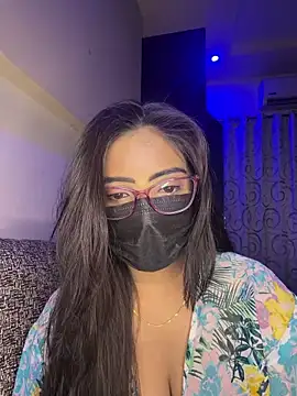 nikki catz online show from April 5, 5:41 pm