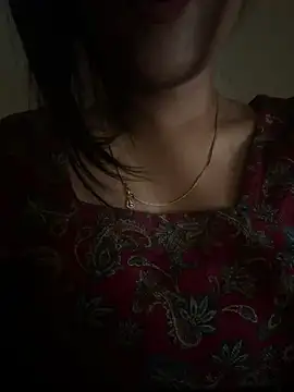 nikki catz online show from April 7, 4:25 am