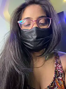 nikki catz online show from April 4, 12:28 am