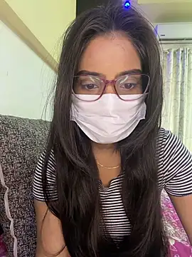 nikki catz online show from March 31, 4:14 am