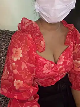 nikki catz online show from March 24, 4:40 pm