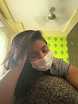 nikki catz online show from March 14, 11:38 am