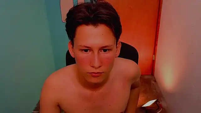 Snapshot of SanjiI_777 chatting on March 3, 1:51 pm SanjiI 777 online show from March 3, 1:51 pm