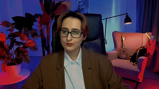 LixeLuna online show from May 30, 6:20 am