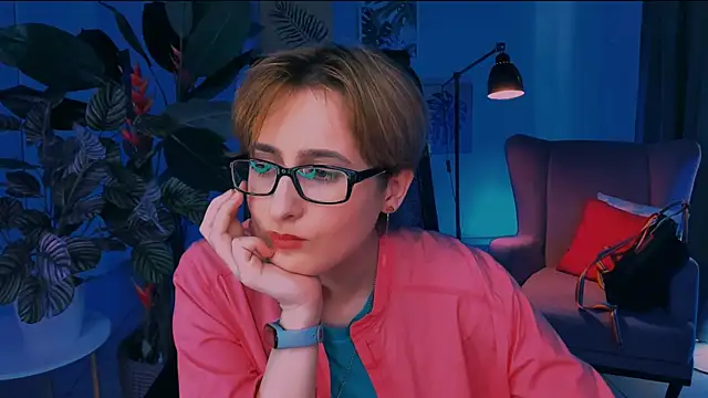 LixeLuna online show from March 31, 6:37 am