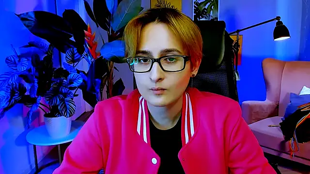 LixeLuna online show from April 25, 1:41 pm