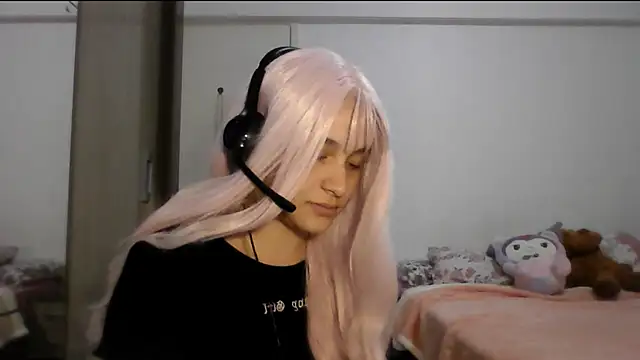 Willowlk online show from March 26, 11:35 pm