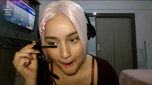 Willowlk online show from April 5, 8:04 pm