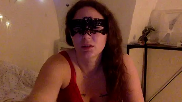 douce blanche13 online show from March 8, 8:06 am