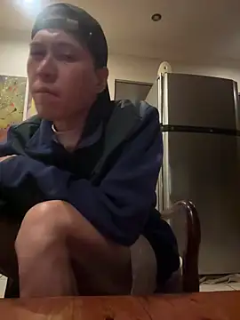 Snapshot of Asian4You2928 chatting on March 3, 5:20 pm Asian4You2928 online show from March 3, 5:20 pm