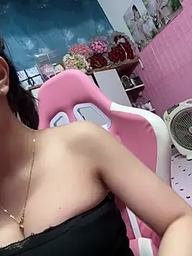 hot-cumplay online show from May 23, 5:50 am