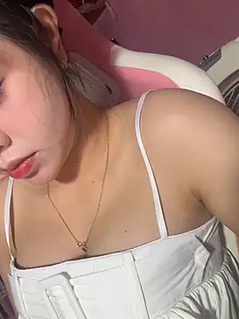 Snapshot of hot-cumplay chatting on June 5, 6:52 am hot-cumplay online show from June 5, 6:52 am