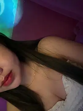 hot-cumplay online show from March 7, 5:25 am