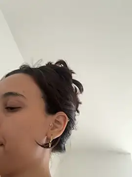 Nicole Cute04 online show from July 21, 9:16 pm