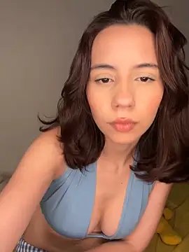 Nicole Cute04 online show from March 28, 4:46 am