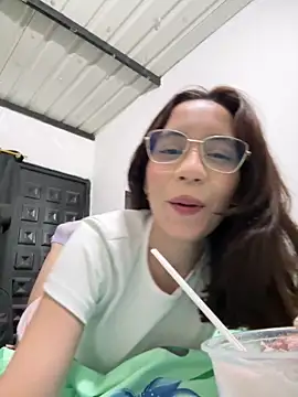 Nicole Cute04 online show from June 16, 4:12 am