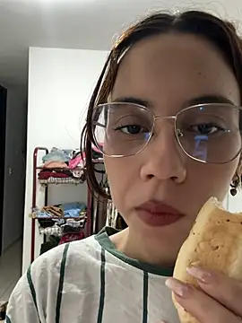 Nicole Cute04 online show from July 21, 3:52 am