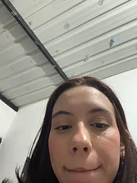 Nicole Cute04 online show from May 28, 5:15 am