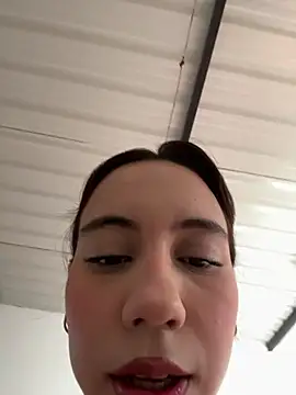 Nicole Cute04 online show from March 5, 7:43 pm