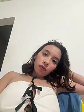 Nicole Cute04 online show from March 5, 12:07 am