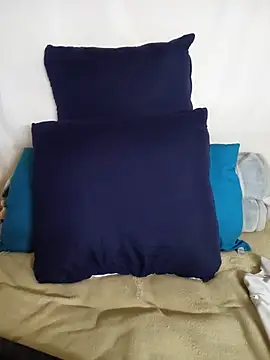 Snapshot of LOLOAVEE chatting on July 9, 7:53 am LOLOAVEE online show from July 9, 7:53 am