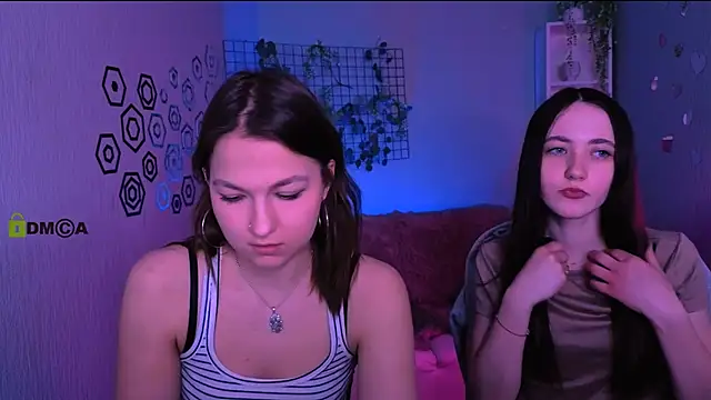 liana best online show from April 3, 1:28 pm