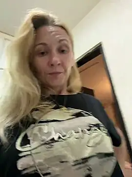 Secret Ladyx online show from June 4, 5:28 pm