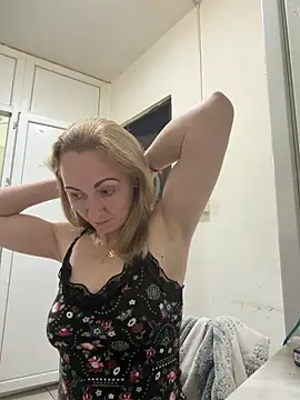 Secret Ladyx online show from March 13, 3:00 am