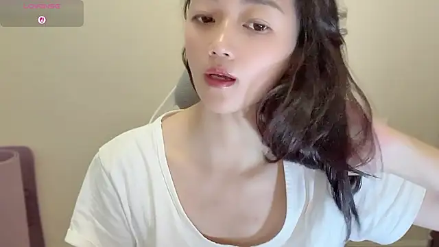 jinxiyao01 online show from June 19, 2:17 am